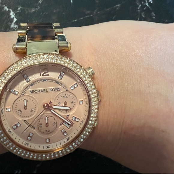 Michael Kors watch - Picture 7 of 13